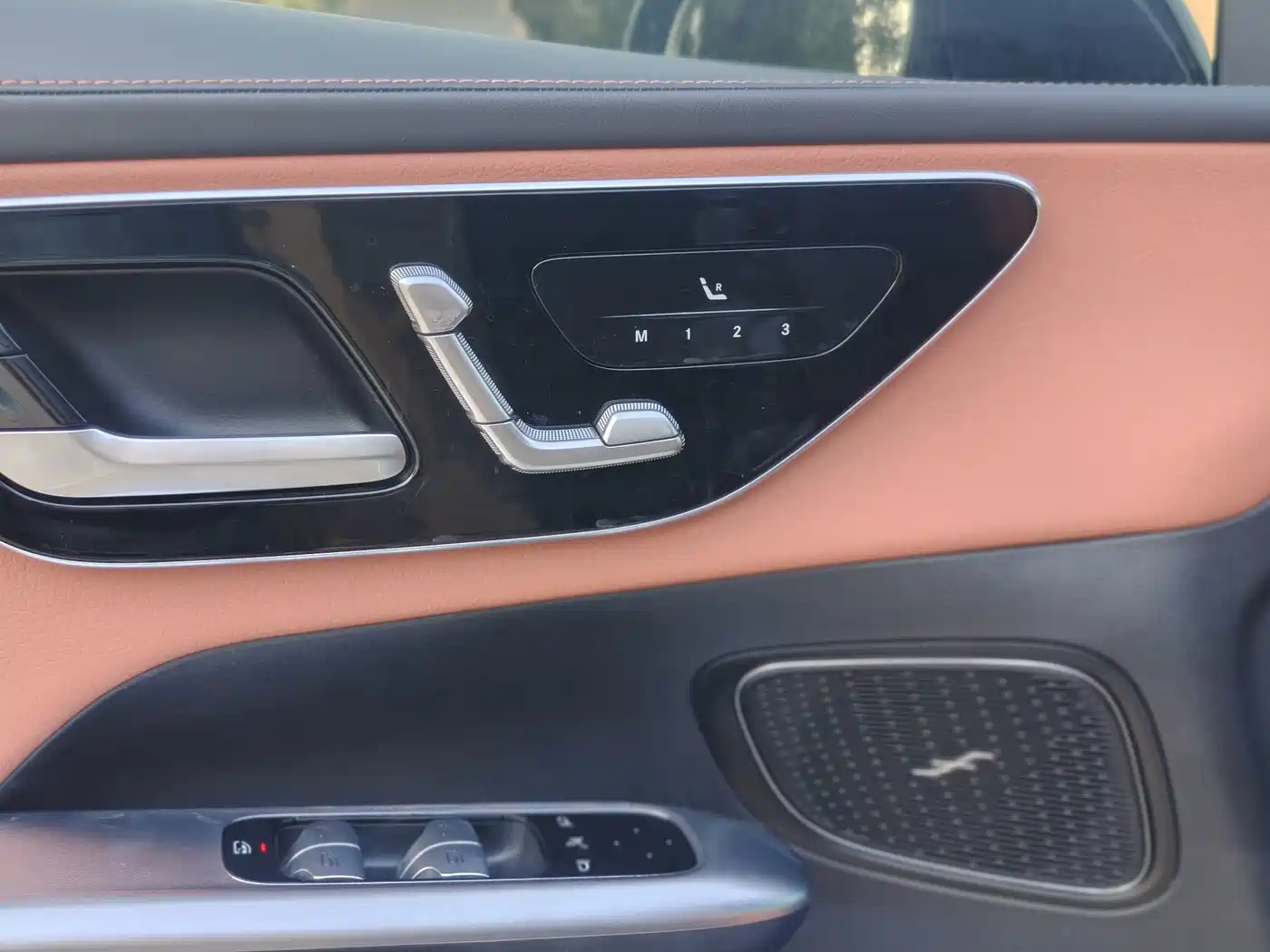 Mercedes-Benz GLC 2023