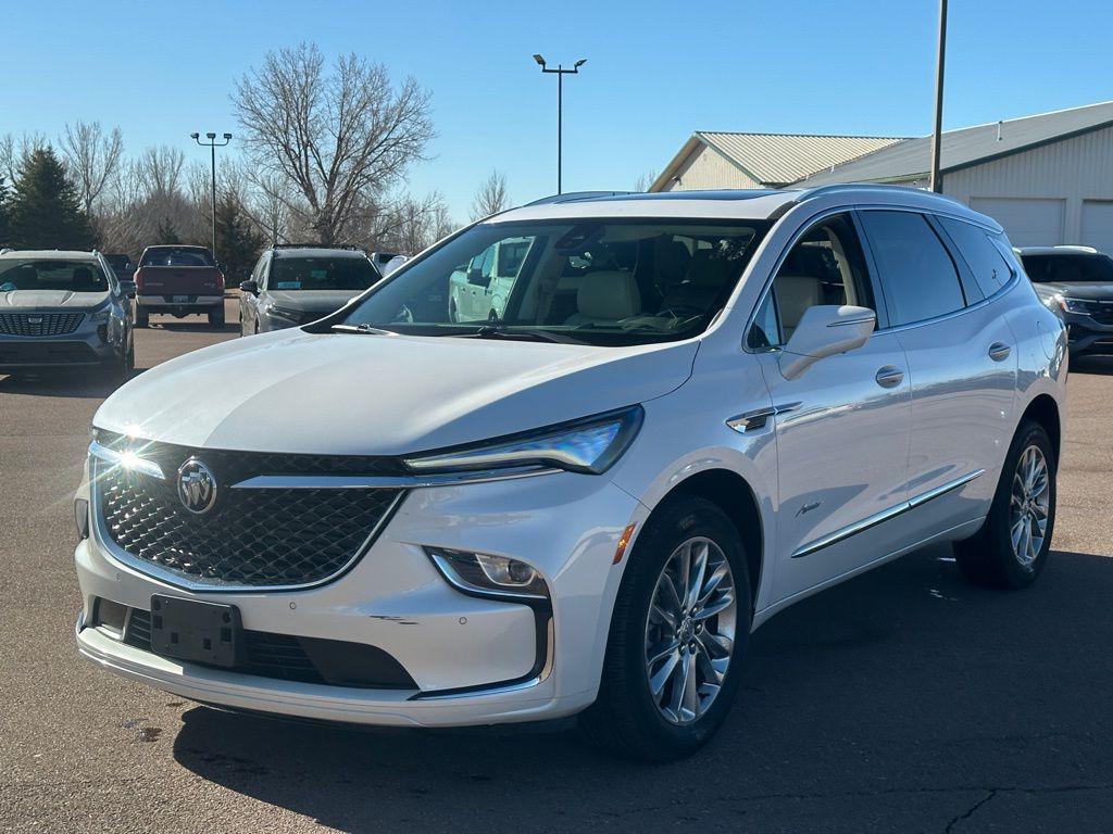 Buick Enclave 2023