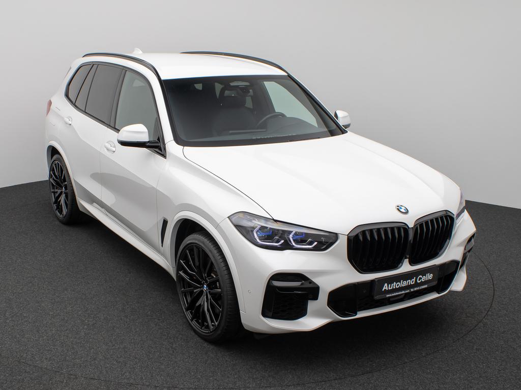BMW X5 M50 2023