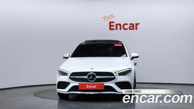 Mercedes-Benz CLA 2022