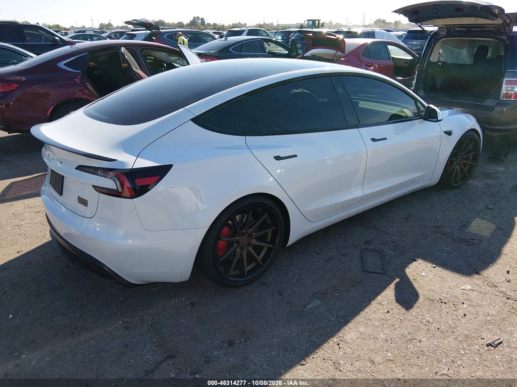 Tesla Model 3 2026
