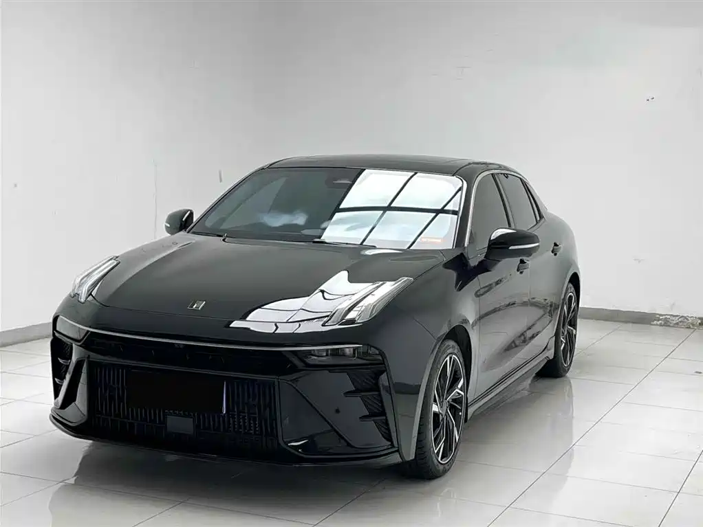 Lynk & Co 03 2022