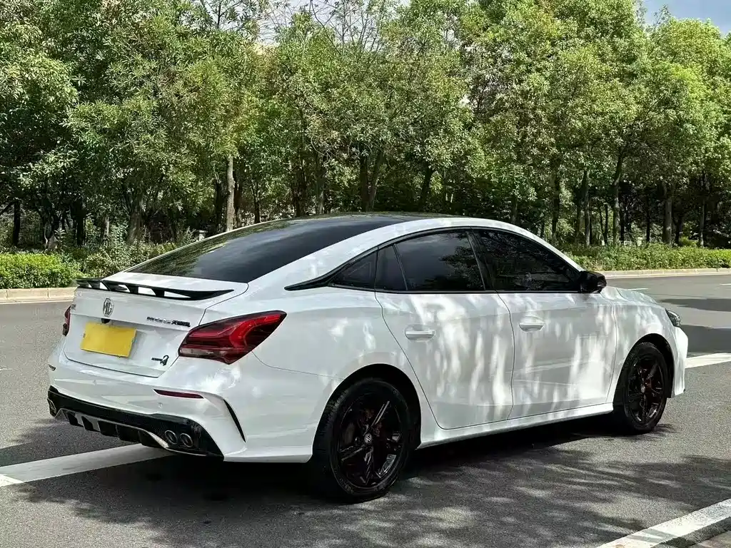 MG MG5 2023