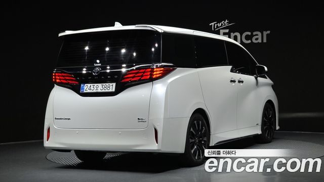 Toyota Alphard 2025