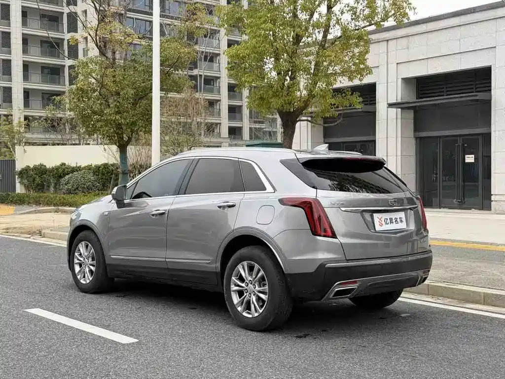 Cadillac XT5 2024