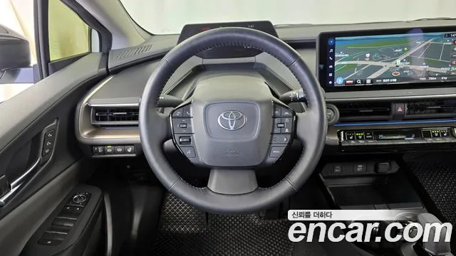 Toyota Prius 2024