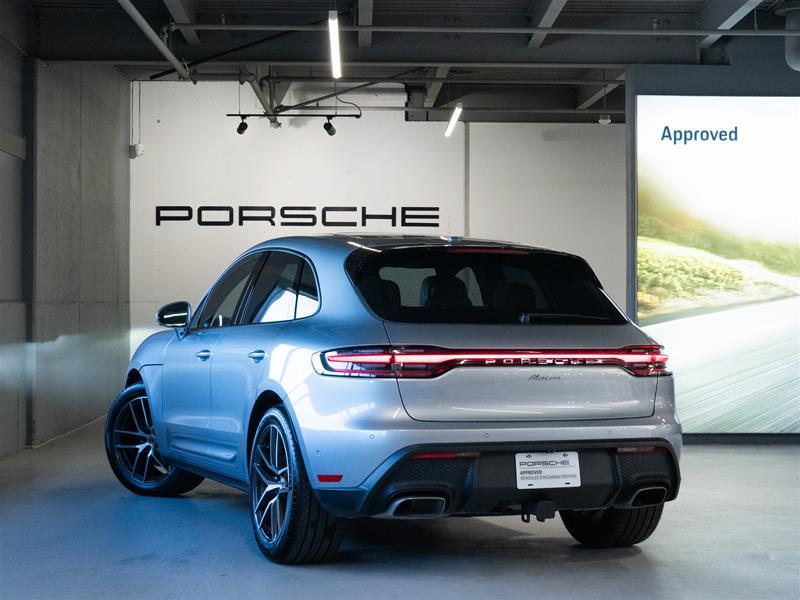 Porsche Macan 2025