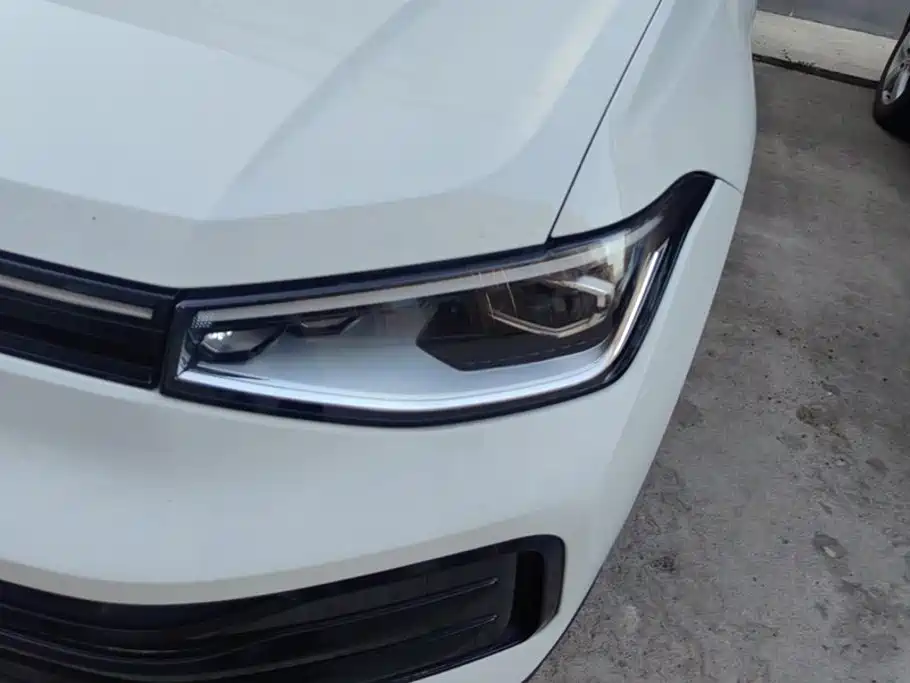Volkswagen Tharu 2025