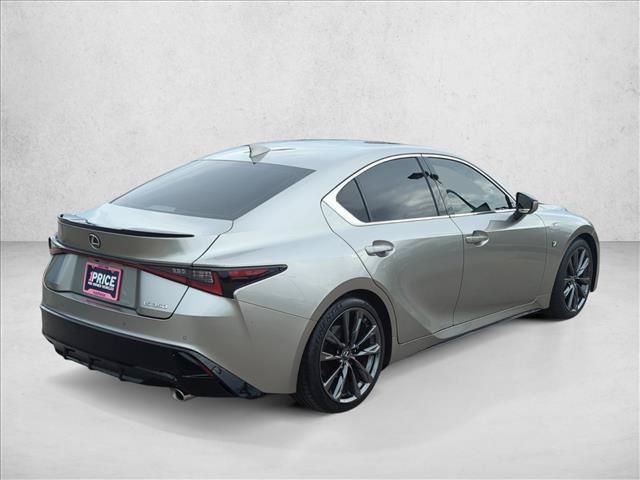 Lexus IS 2023
