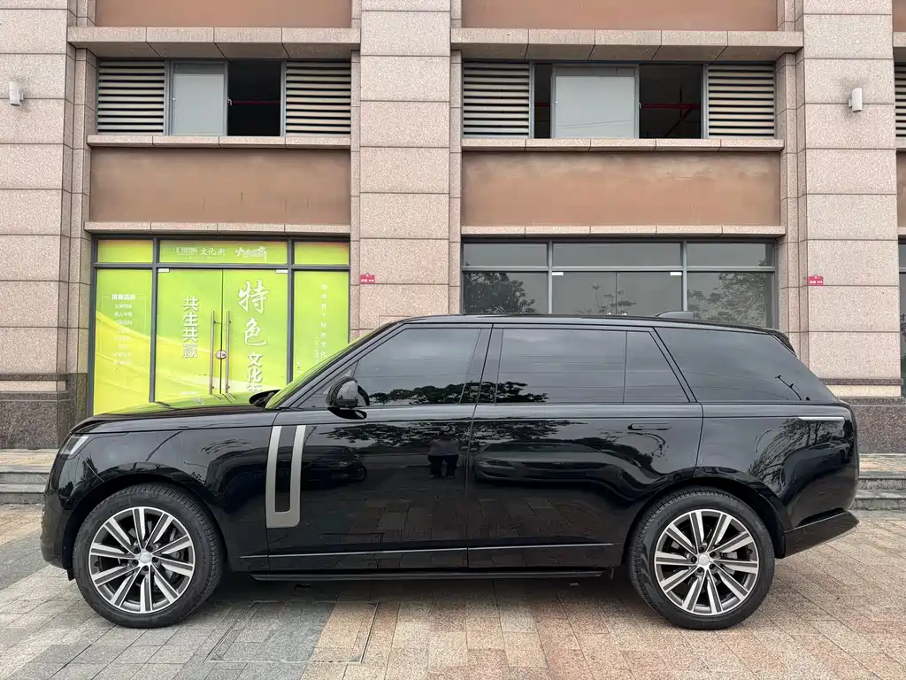 Land Rover Range Rover 2025