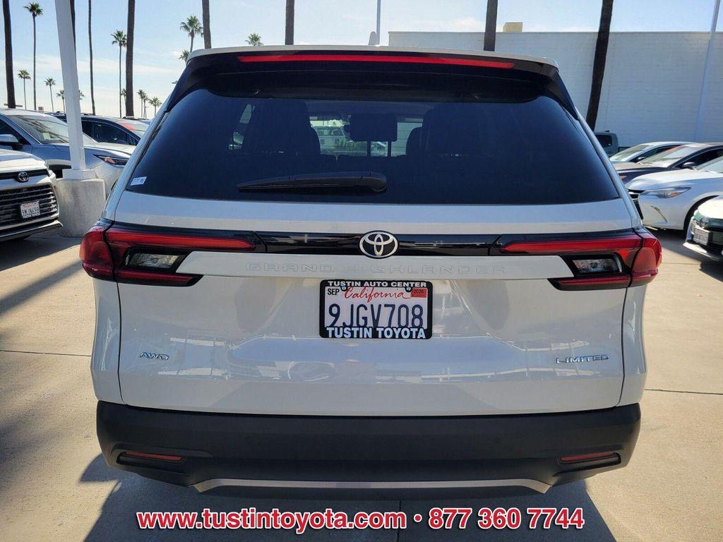 Toyota Grand Highlander 2024