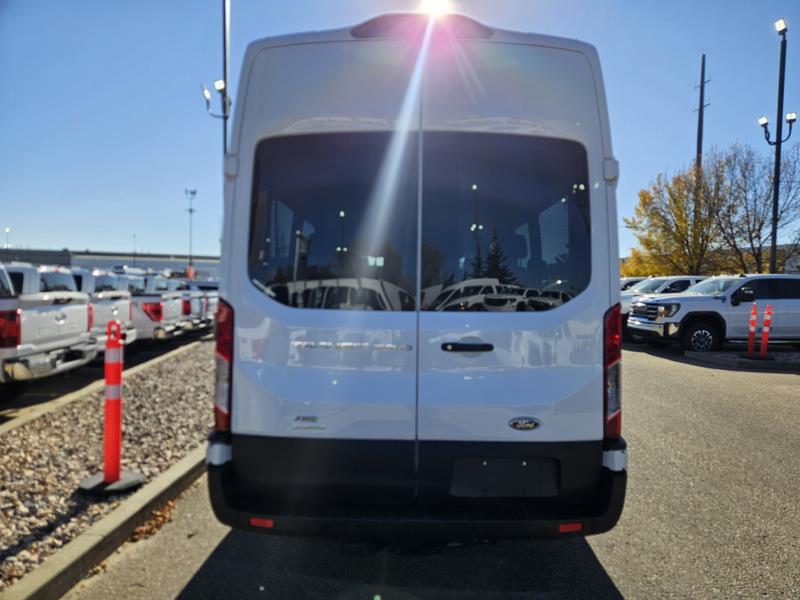 Ford Transit 2024