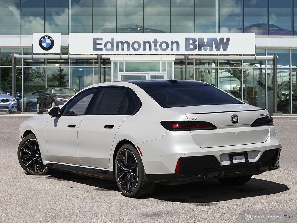 BMW i7 2023