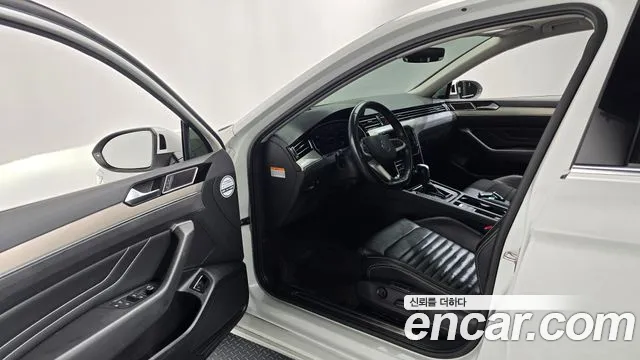 Volkswagen Passat 2022