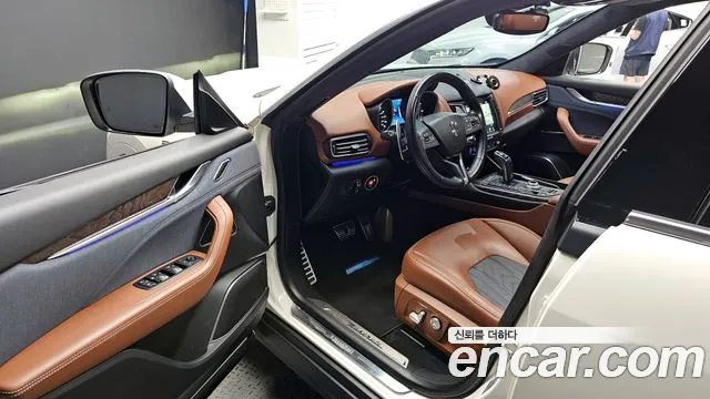 Maserati Levante 2020