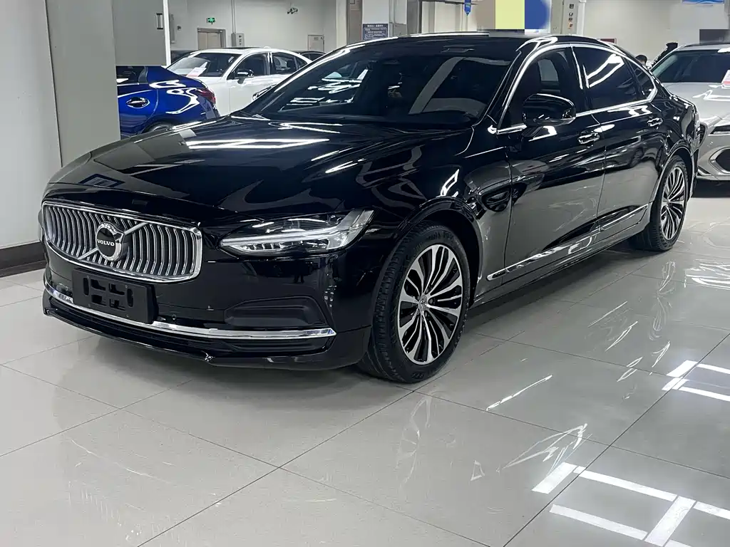 Volvo S90 2023