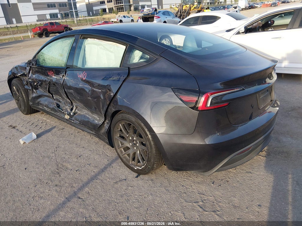 Tesla Model 3 2025