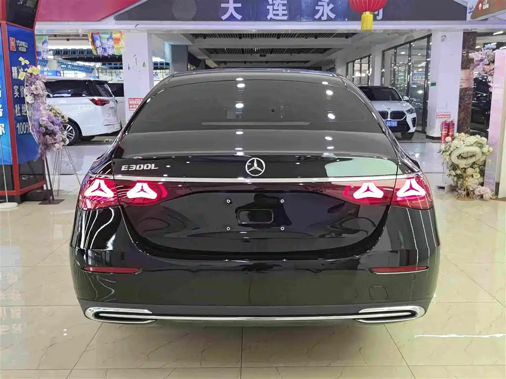 Mercedes-Benz E-Класс 2025