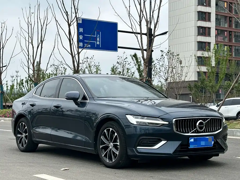 Volvo S60 2021