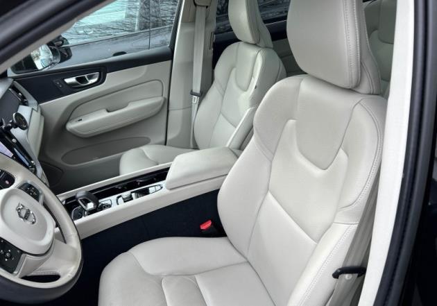 Volvo XC60 2023