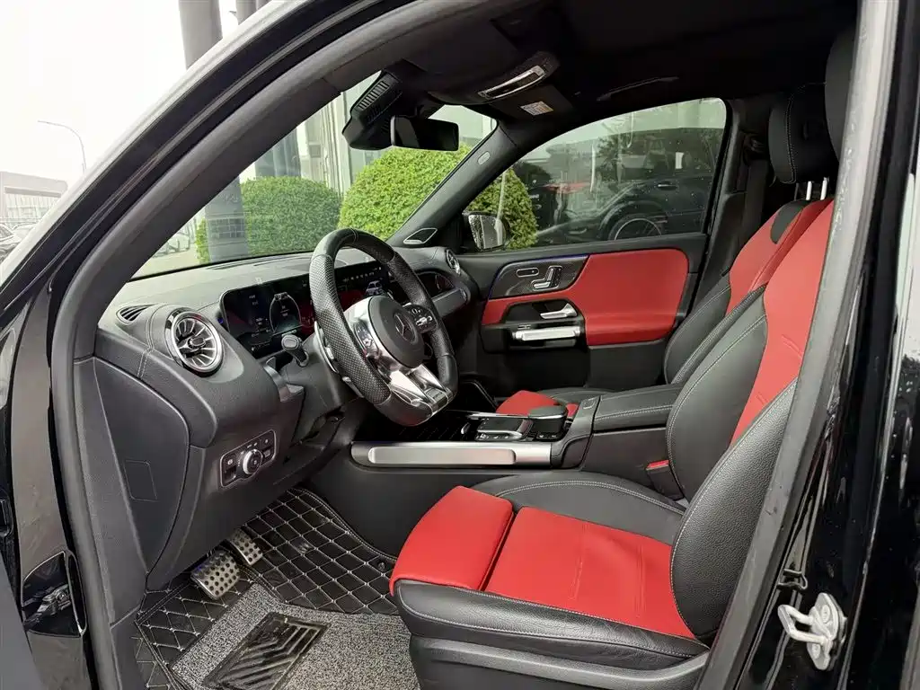Mercedes-Benz GLB AMG 2023