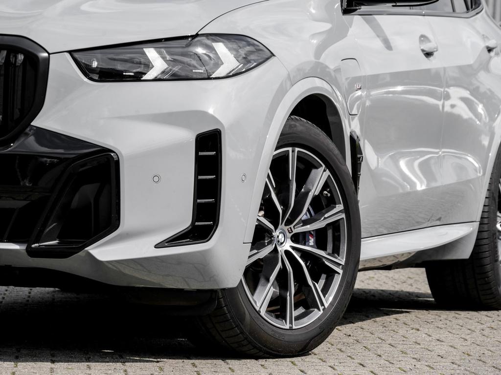 BMW X5 2023