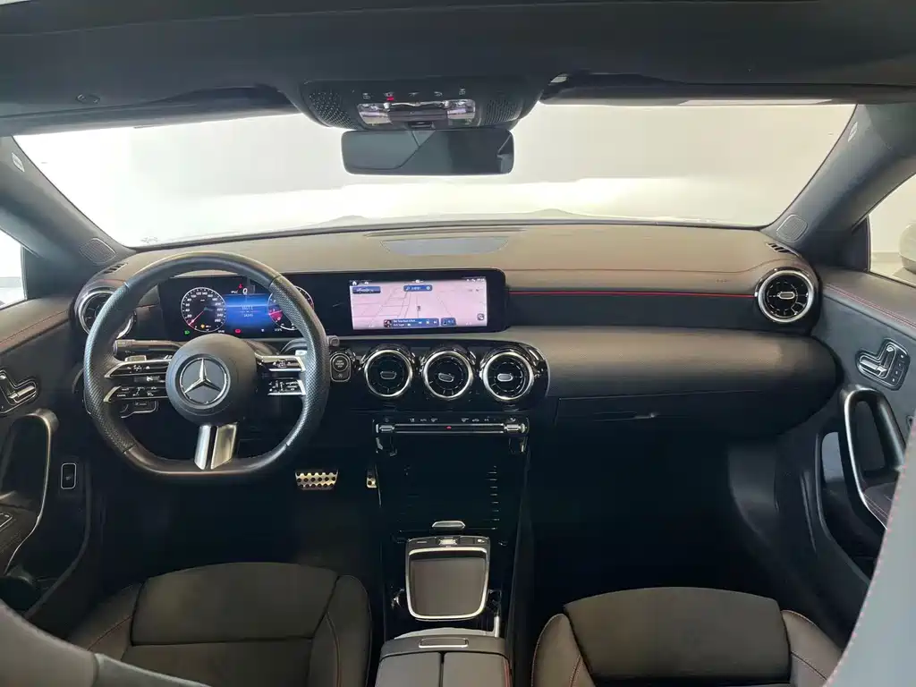 Mercedes-Benz CLA 2023