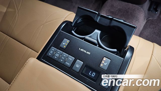 Lexus ES 2021