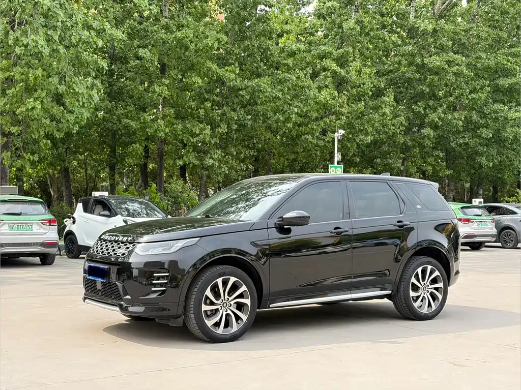 Land Rover Discovery Sport 2024