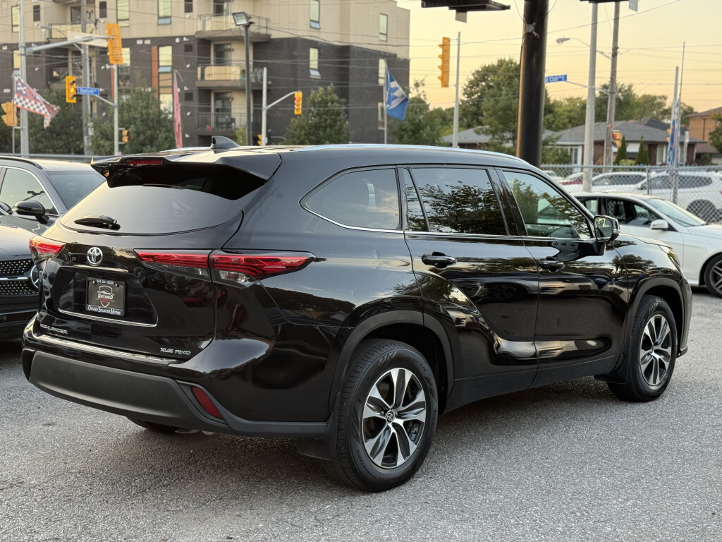 Toyota Highlander 2021