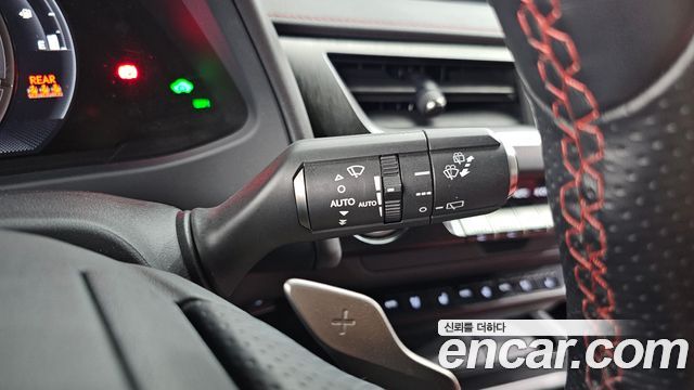 Lexus UX 2020
