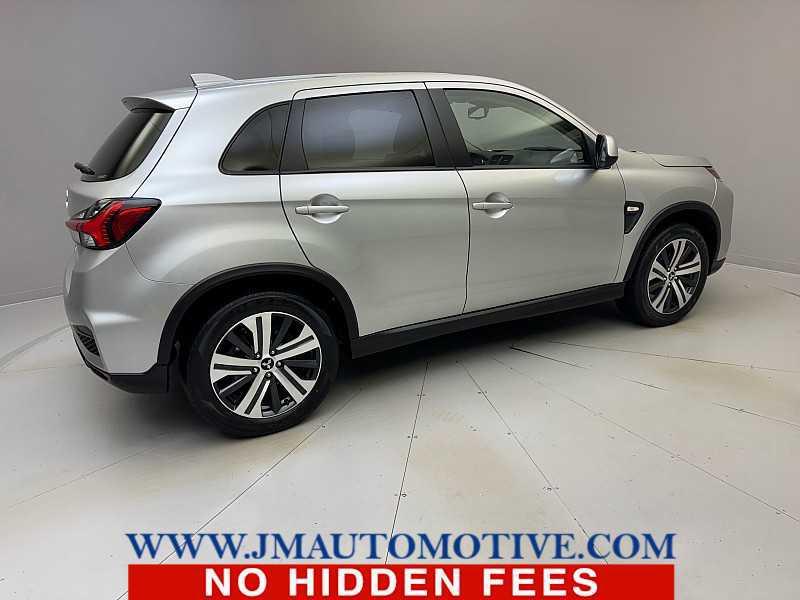Mitsubishi Outlander Sport 2024