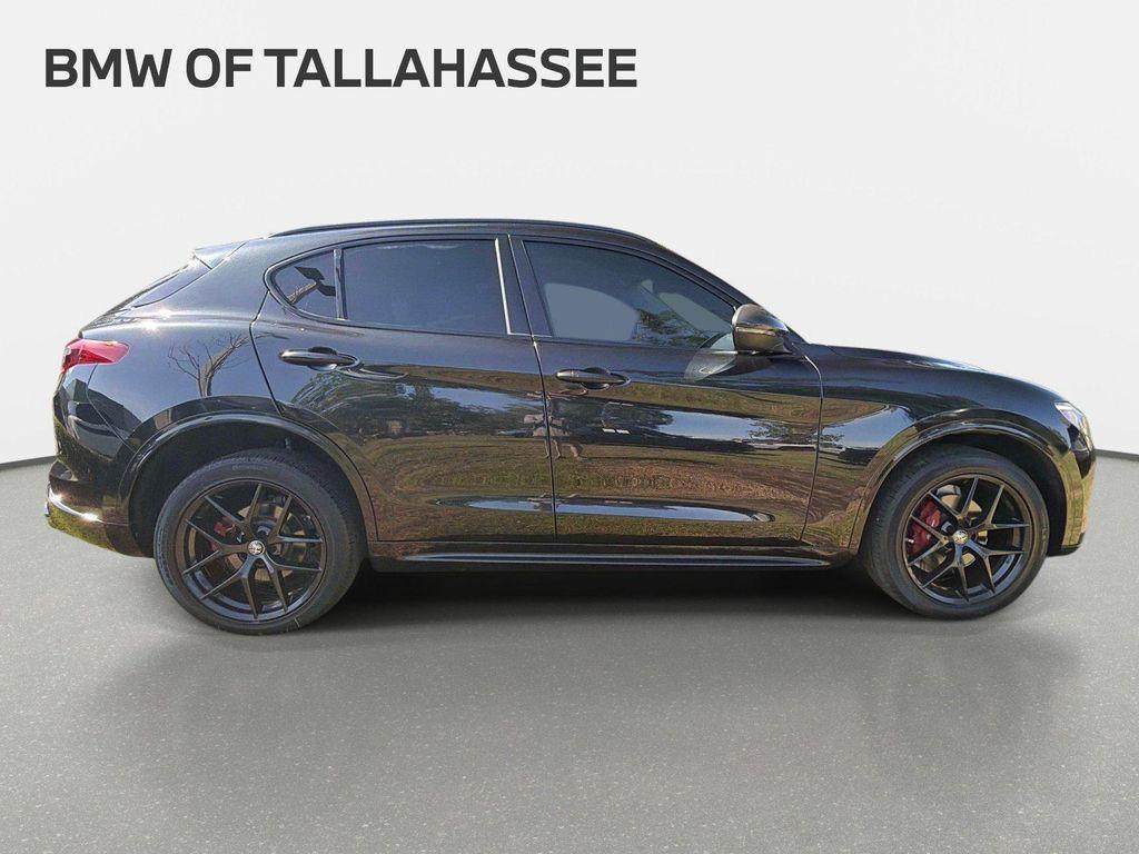 Alfa Romeo Stelvio 2021