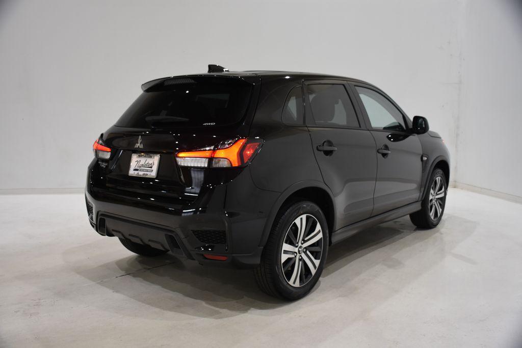 Mitsubishi Outlander Sport 2025