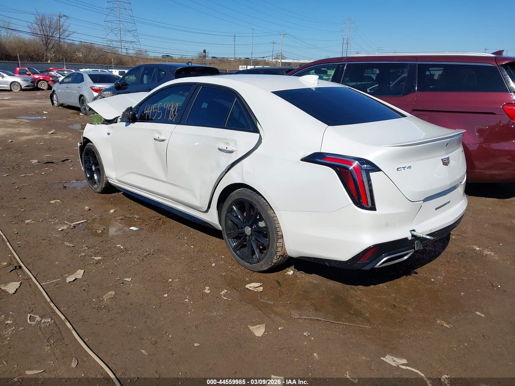 Cadillac CT4 2021