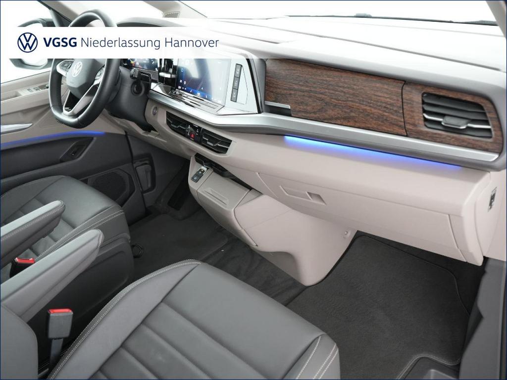 Volkswagen T7 MULTIVAN 2025