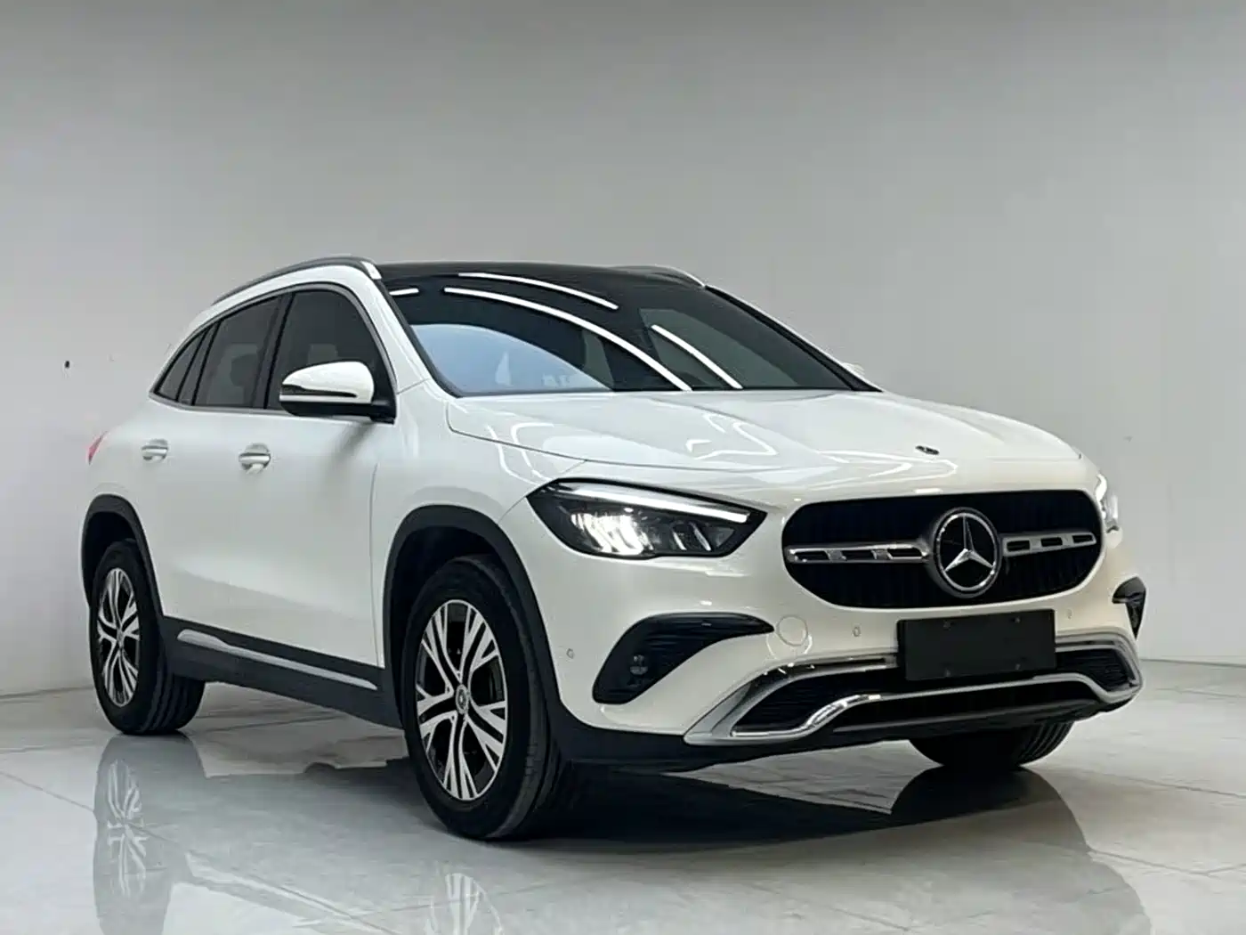 Mercedes-Benz GLA 2025