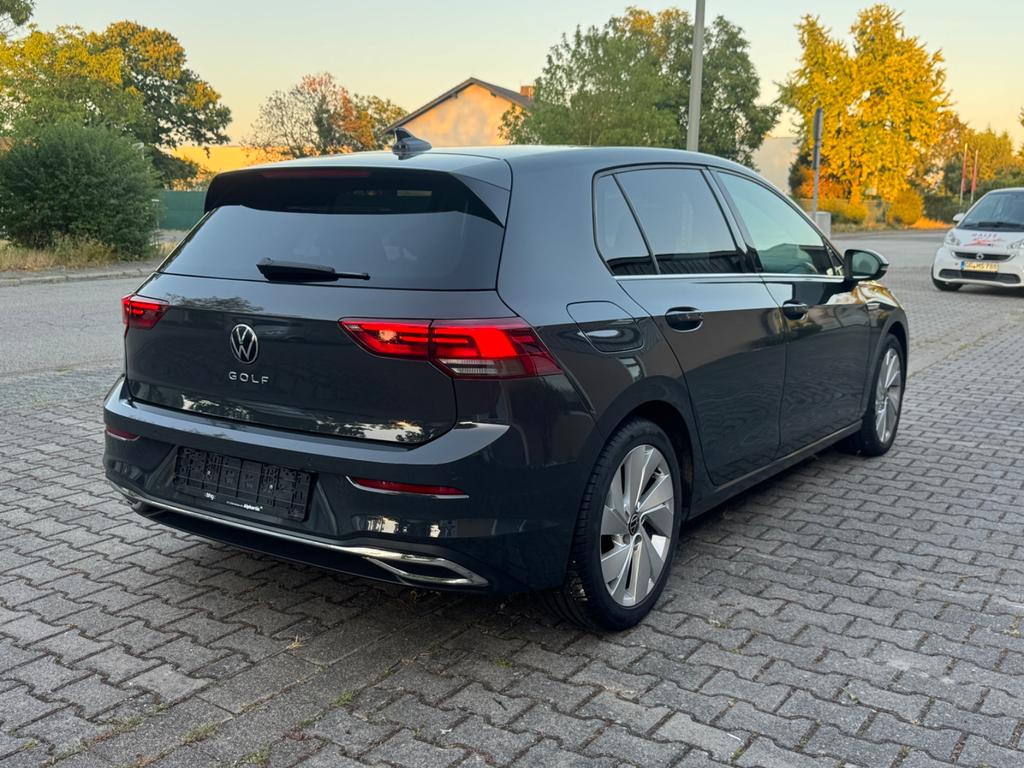 Volkswagen Golf 2022