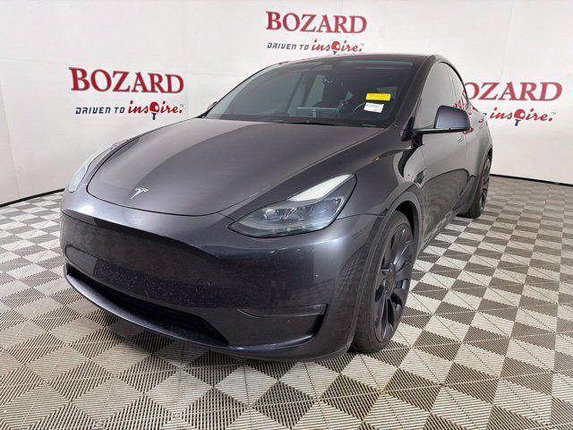 Tesla Model Y 2024