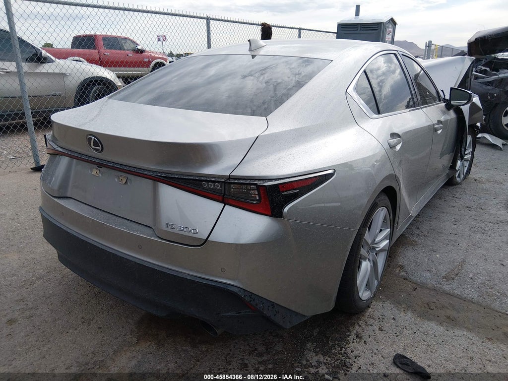 Lexus IS 300 2021