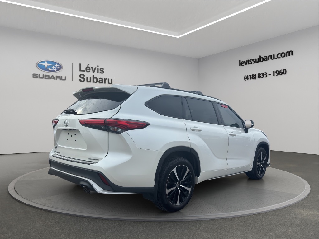 Toyota Highlander 2021