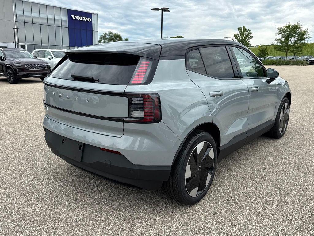 Volvo EX30 2026