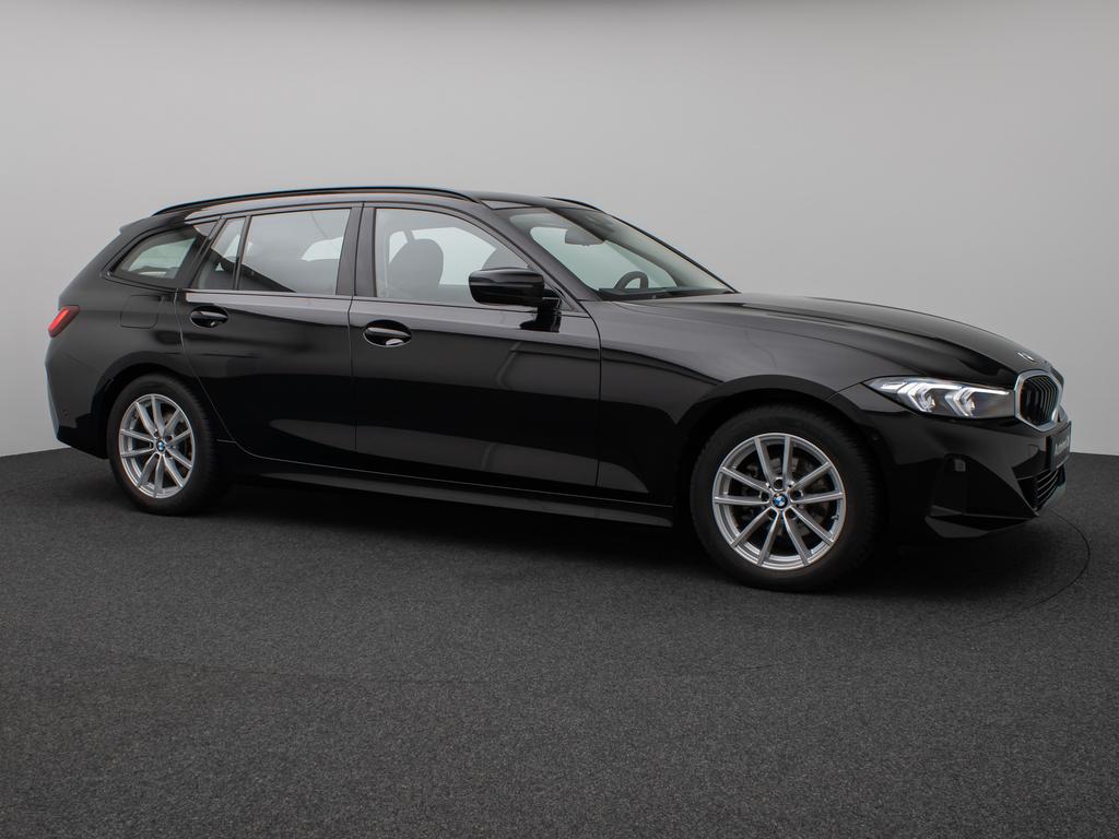 BMW 318 2025