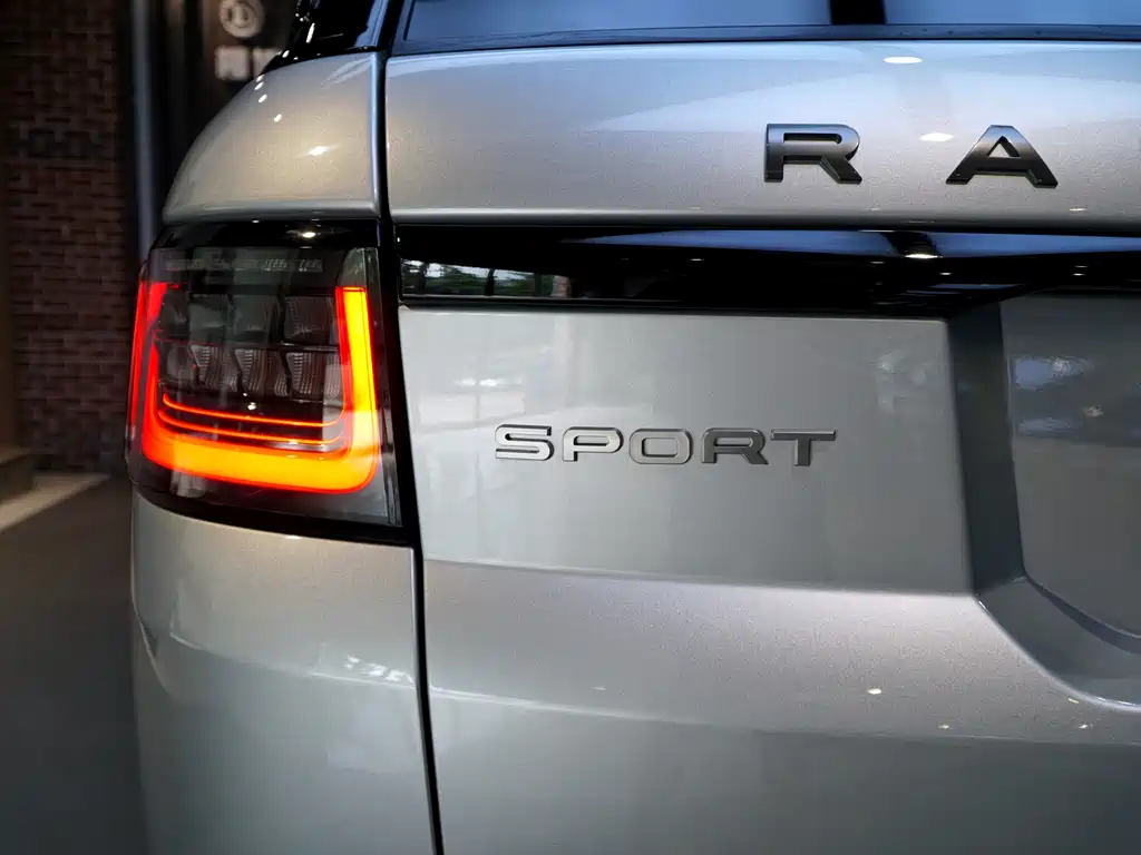 Land Rover Range Rover Sport 2020