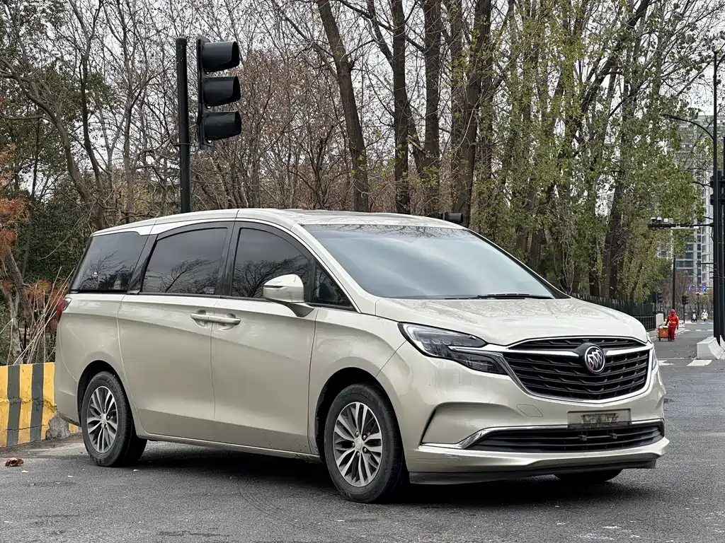 Buick GL8 2021