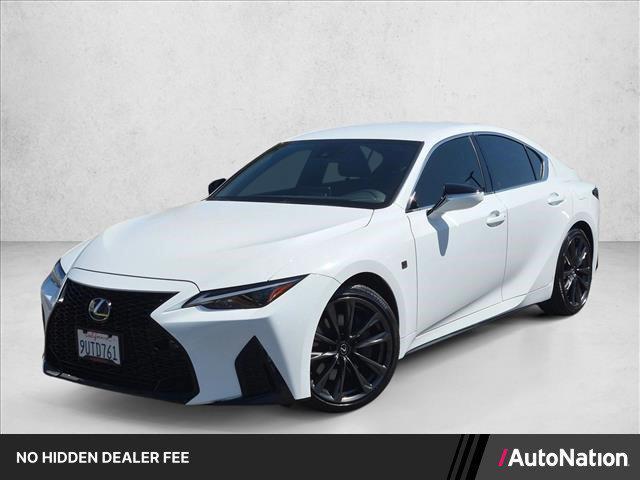 Lexus IS 300 2025