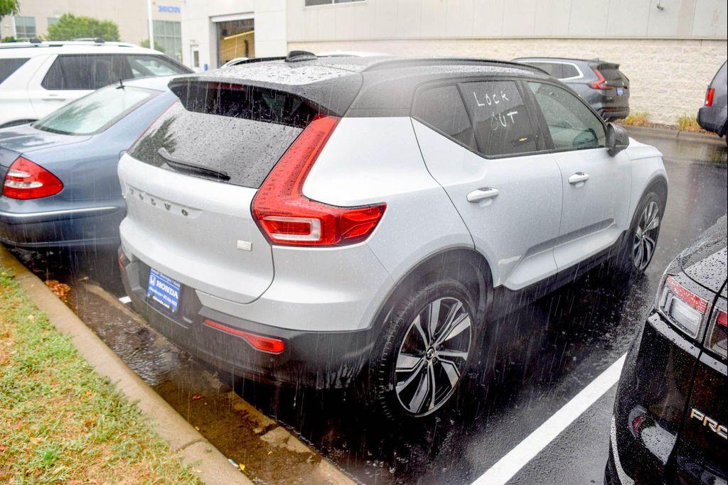 Volvo XC40 2021