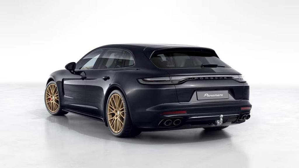 Porsche Panamera 2023