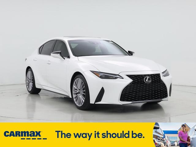 Lexus IS 300 2024