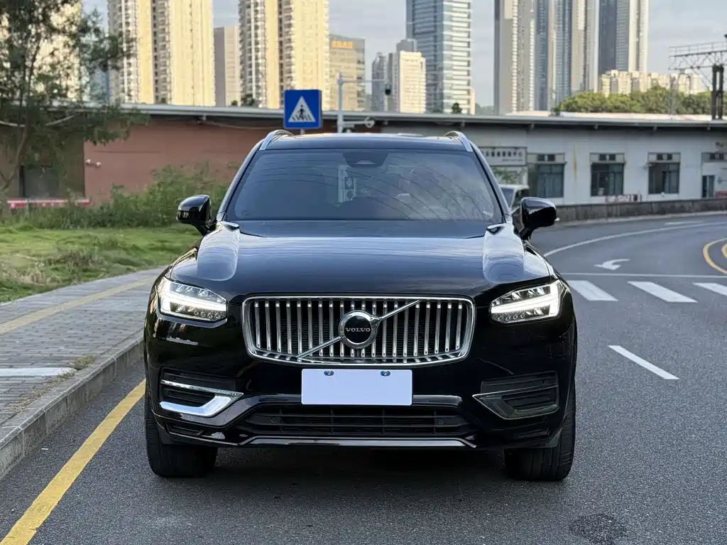 Volvo XC90 2023